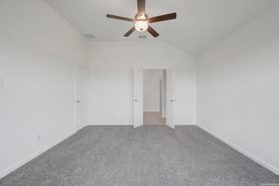 Spacious, unfurnished interior of a new home in Meadows at Clear Springs, New Braunfels (Image 35). Spacious, unfurnished interior of a new home in Meadows at Clear Springs, New Braunfels (Image 35).