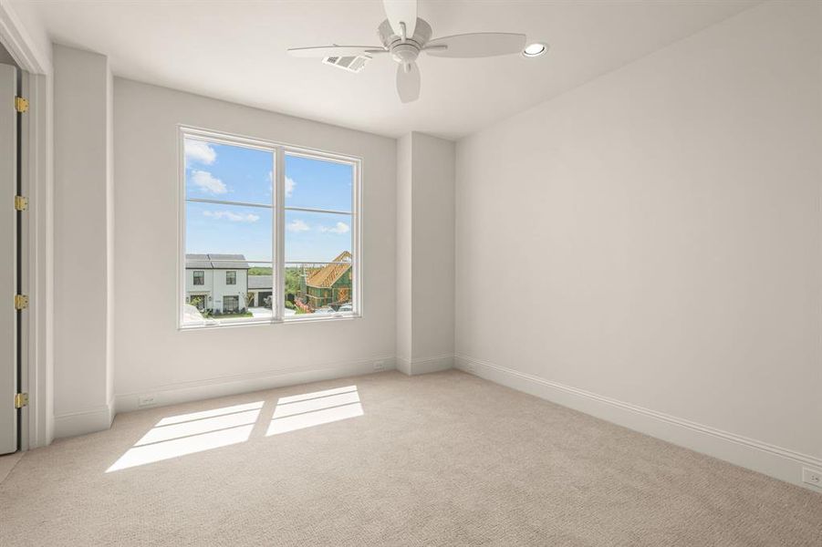 Spacious, unfurnished interior of a new home in , Fort Worth (Image 24).