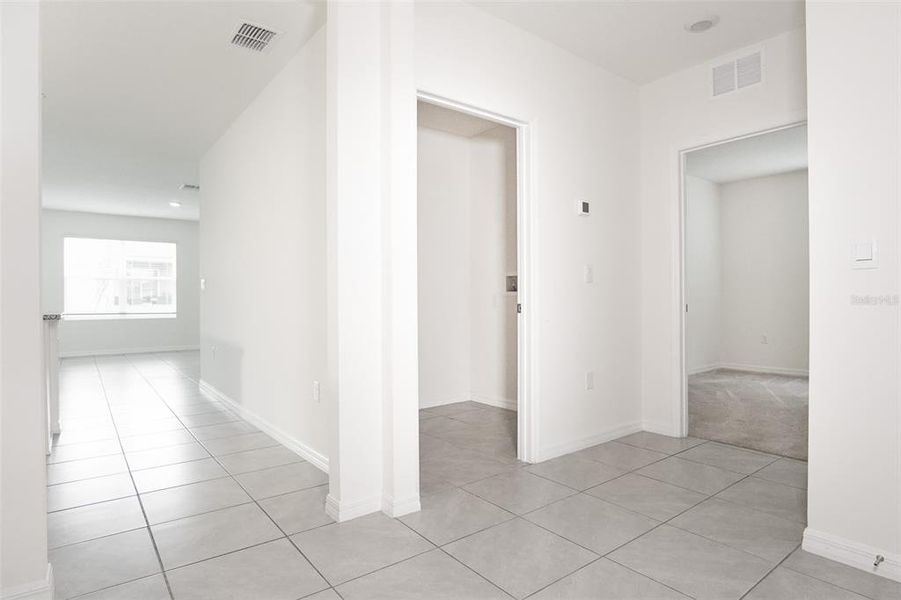 Spacious, unfurnished interior of a new home in , Zellwood (Image 33).