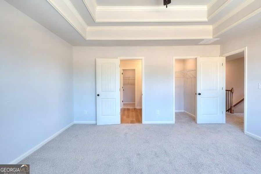 Spacious, unfurnished interior of a new home in , Hartwell (Image 13).