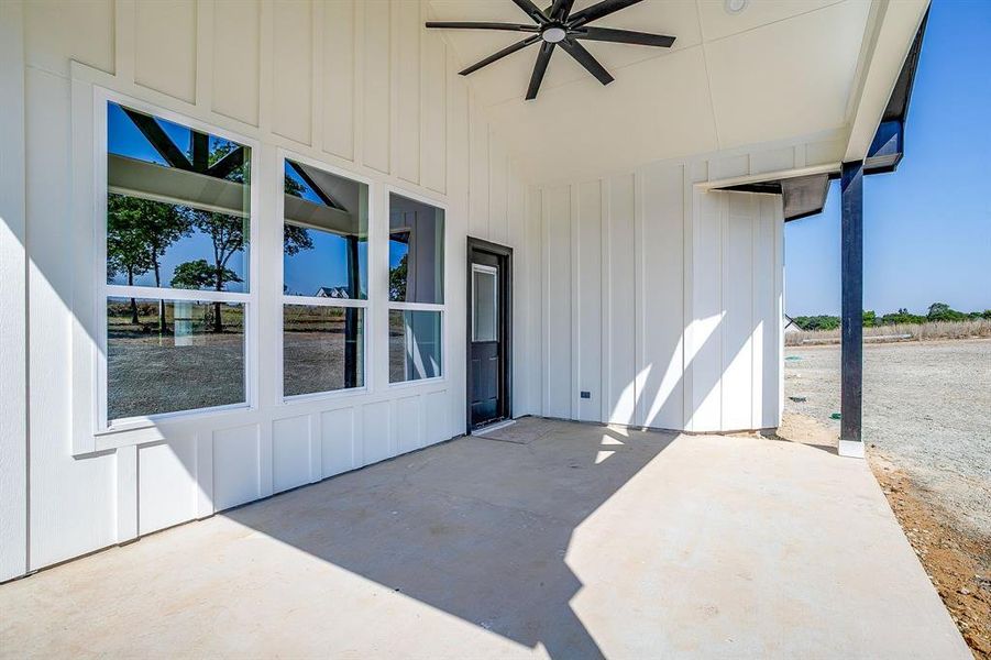 Image 33 of a home in .