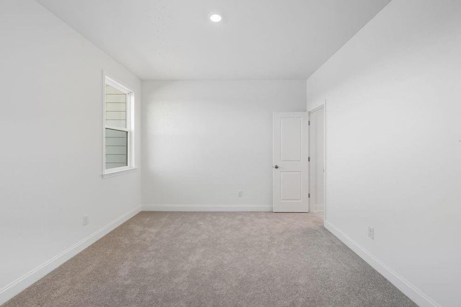 Spacious, unfurnished interior of a new home in Watson Park, Snellville (Image 29). Spacious, unfurnished interior of a new home in Watson Park, Snellville (Image 29).