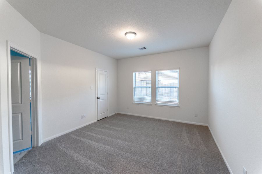 Spacious, unfurnished interior of a new home in Cielo, Conroe (Image 19). Spacious, unfurnished interior of a new home in Cielo, Conroe (Image 19).
