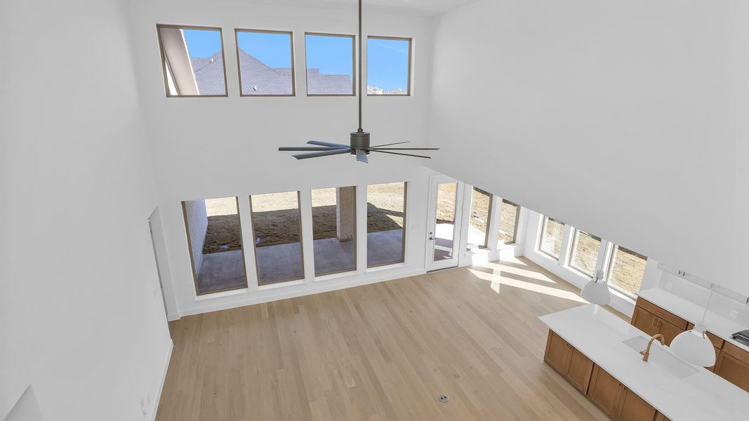 Spacious, unfurnished interior of a new home in Jordan Ranch 65', Fulshear (Image 8).