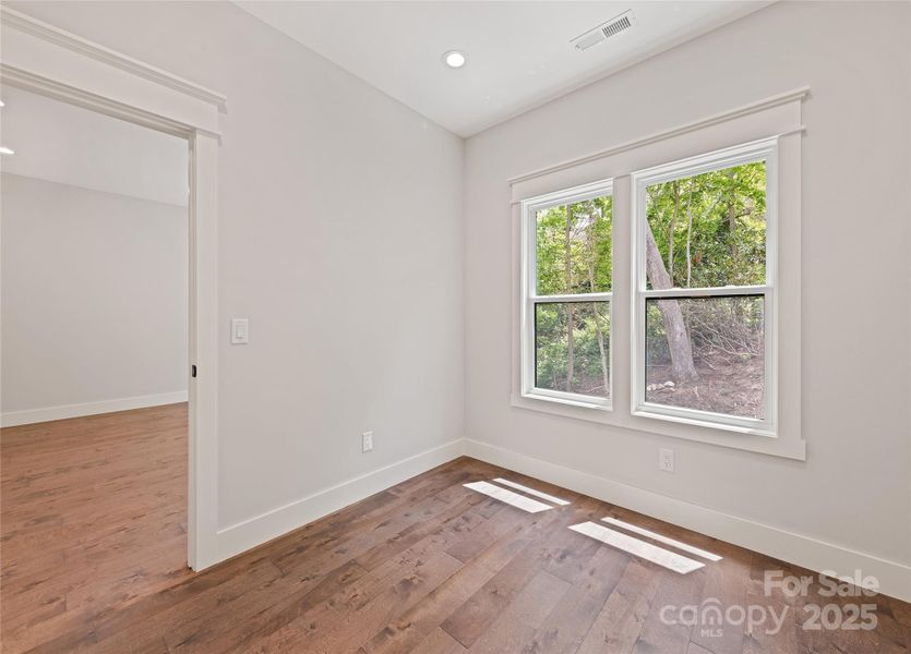 Spacious, unfurnished interior of a new home in , Arden (Image 18).