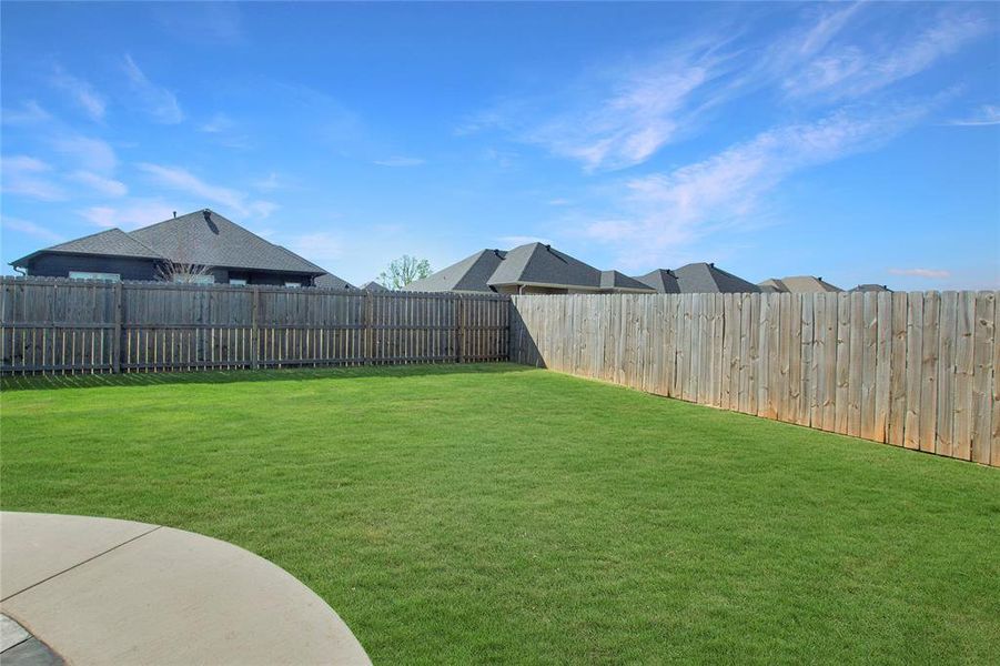 Exterior details and patio area of a home in , Bullard (Image 22).