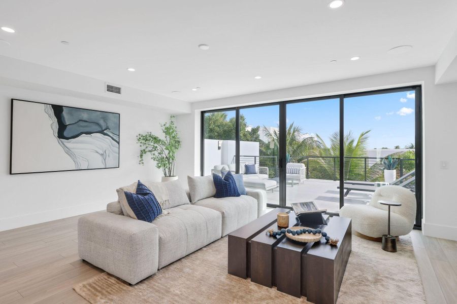 408 Southeast 2nd St - 75.jpg-SMALL