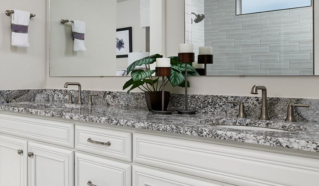 Augusta-Q740-VistaMontebella bathroom