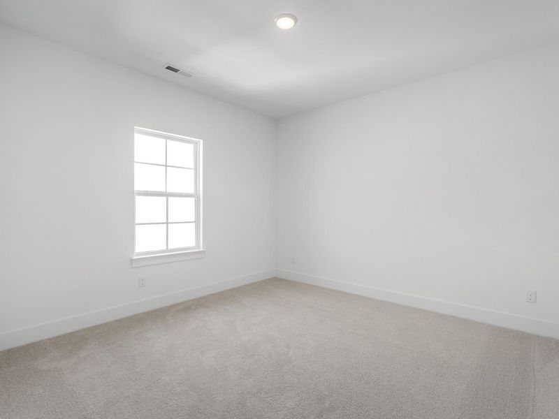 Spacious, unfurnished interior of a new home in Shelton Square, Murfreesboro (Image 43).