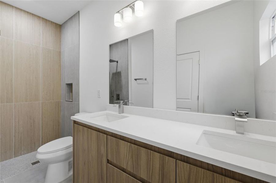 Furnished interior view inside a new home in , Port Charlotte (Image 11).