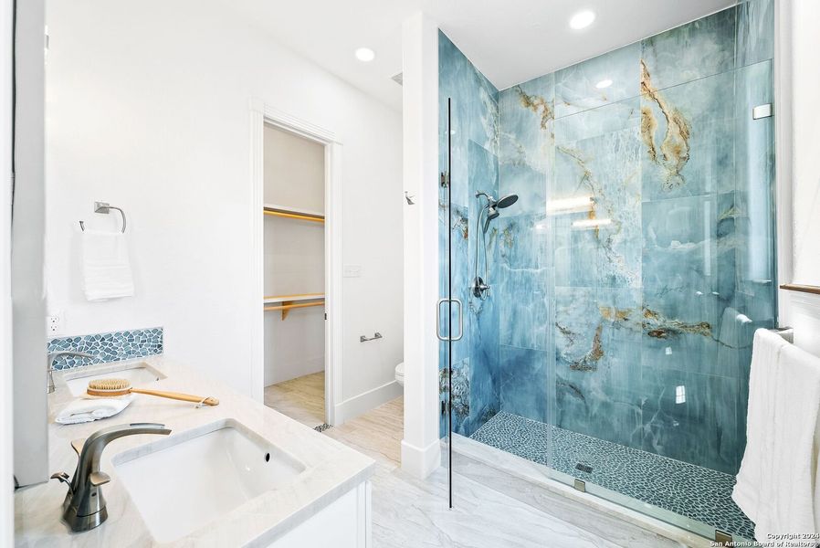 Furnished interior view inside a new home in , Corpus Christi (Image 6).