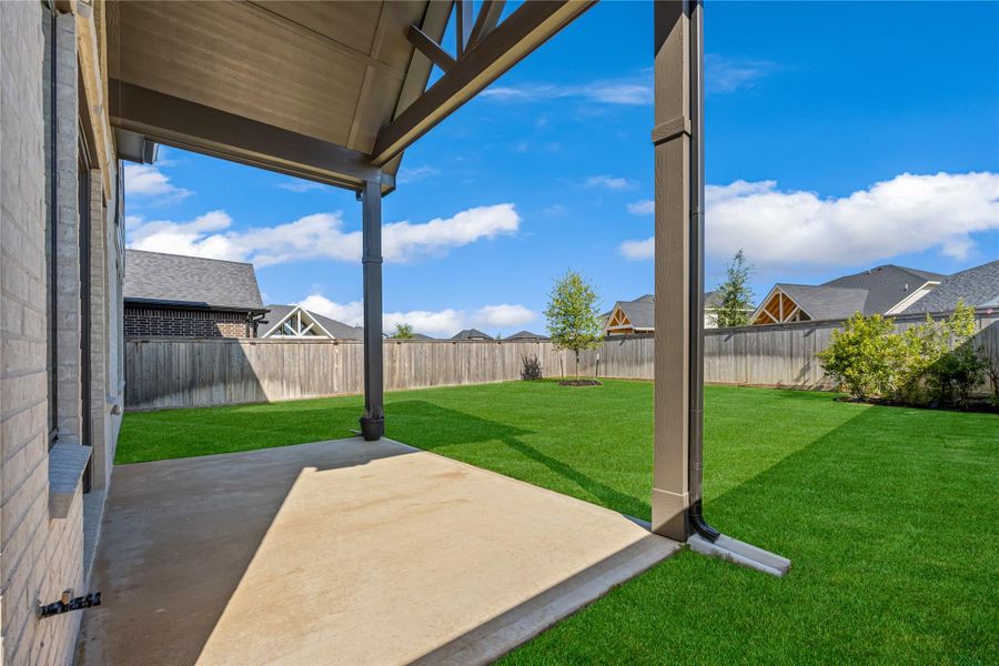 Relaxing outdoor living space for entertaining