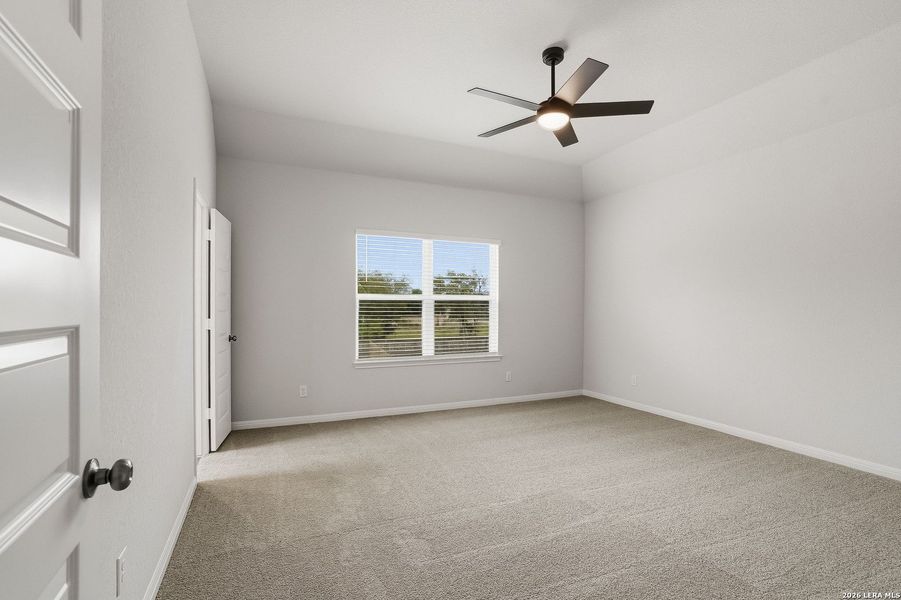 Spacious, unfurnished interior of a new home in Melissa Ranch, San Antonio (Image 28). Spacious, unfurnished interior of a new home in Melissa Ranch, San Antonio (Image 28).