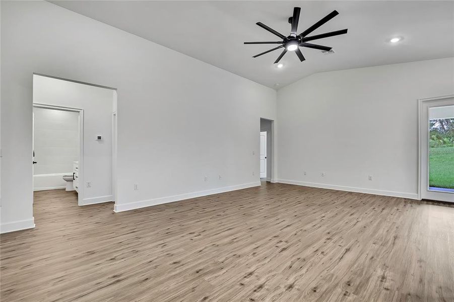 Spacious, unfurnished interior of a new home in , Weeki Wachee (Image 27). Spacious, unfurnished interior of a new home in , Weeki Wachee (Image 27).