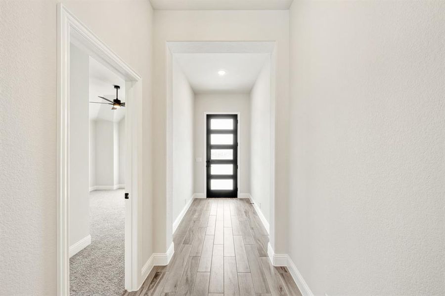 Spacious, unfurnished interior of a new home in Villages of Walnut Grove, Midlothian (Image 16). Spacious, unfurnished interior of a new home in Villages of Walnut Grove, Midlothian (Image 16).