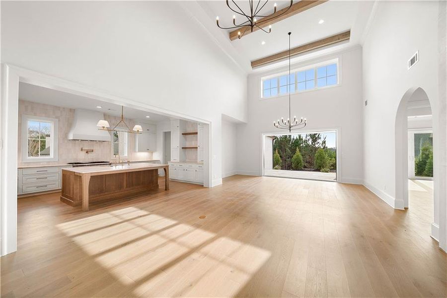 Spacious, unfurnished interior of a new home in , Alpharetta (Image 15).