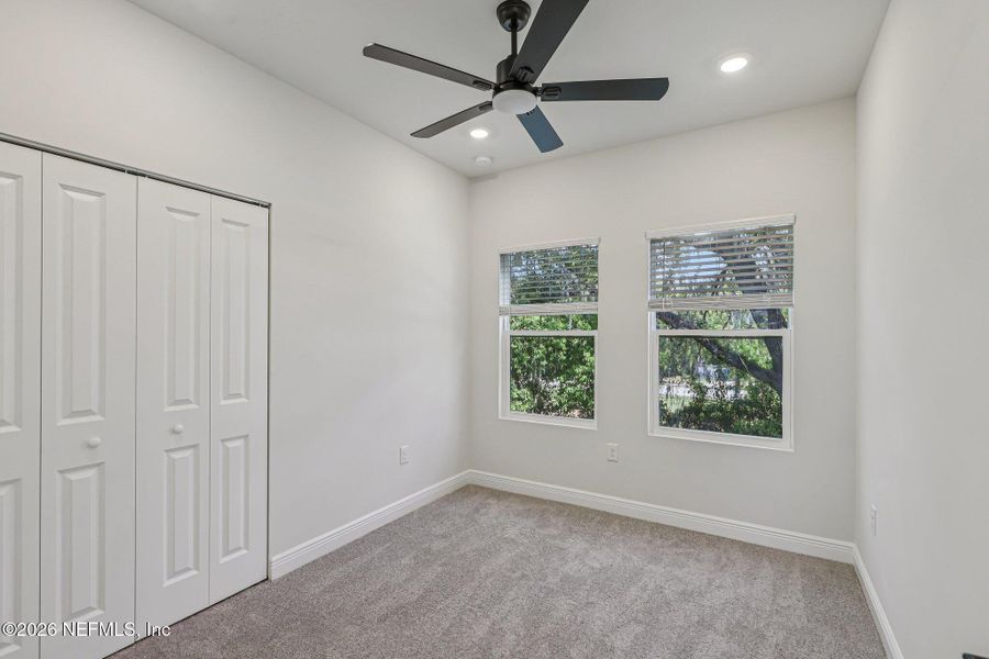 Spacious, unfurnished interior of a new home in , Jacksonville (Image 23).