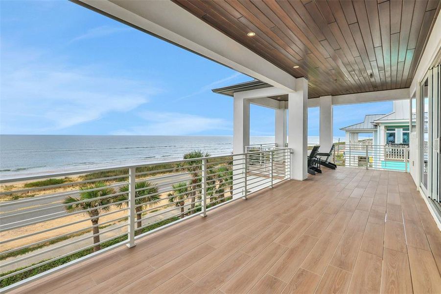 Exterior details and patio area of a home in , Flagler Beach (Image 32).