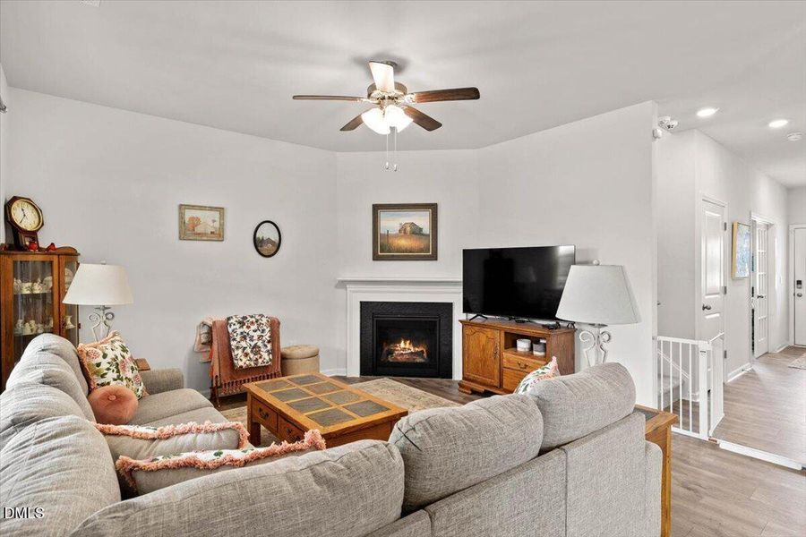 269 Blue Aspen Dr. LR 2 269 Blue Aspen Dr. LR 2