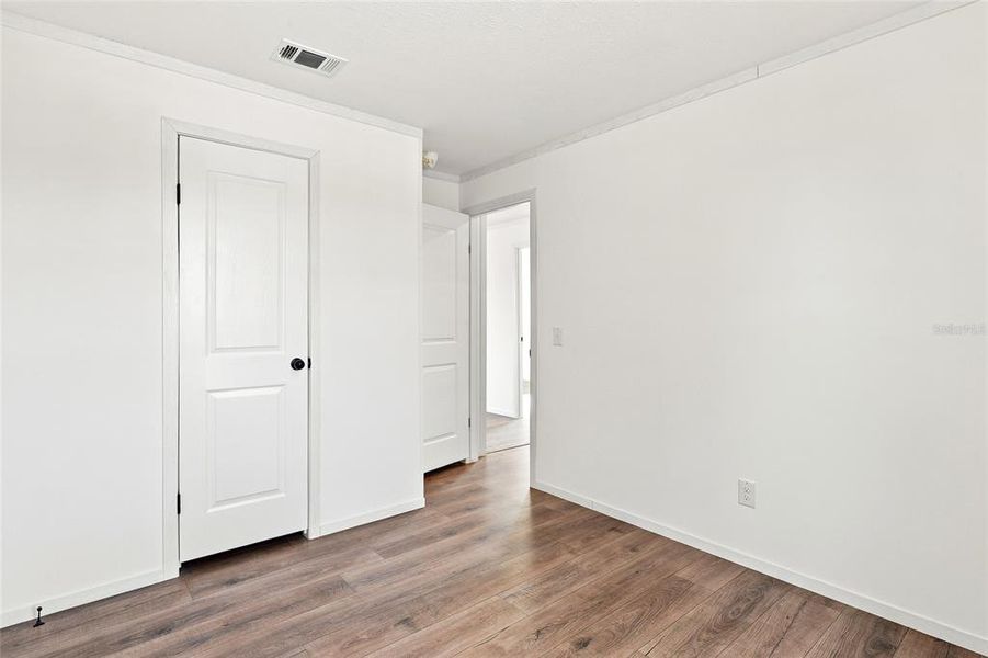 Spacious, unfurnished interior of a new home in , Okeechobee (Image 14).
