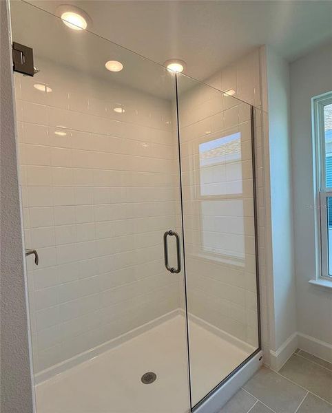 Close-up of interior finishes inside a home in Harrell Oaks, Orlando (Image 8).