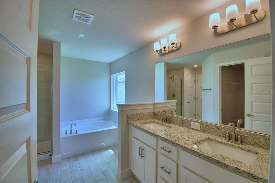 Furnished interior view inside a new home in Lake Juliana Estates, Auburndale (Image 9).