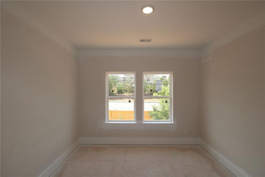 Spacious, unfurnished interior of a new home in Havencroft, Woodstock (Image 4). Spacious, unfurnished interior of a new home in Havencroft, Woodstock (Image 4).