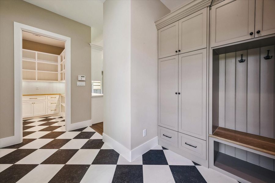 Spacious, unfurnished interior of a new home in , Houston (Image 23).