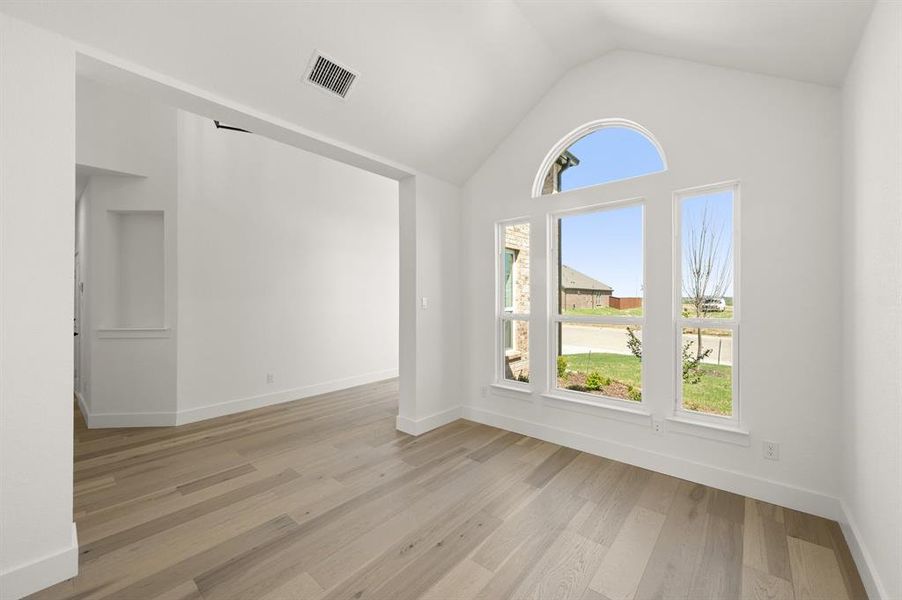 Spacious, unfurnished interior of a new home in Westside Preserve, Midlothian (Image 17).