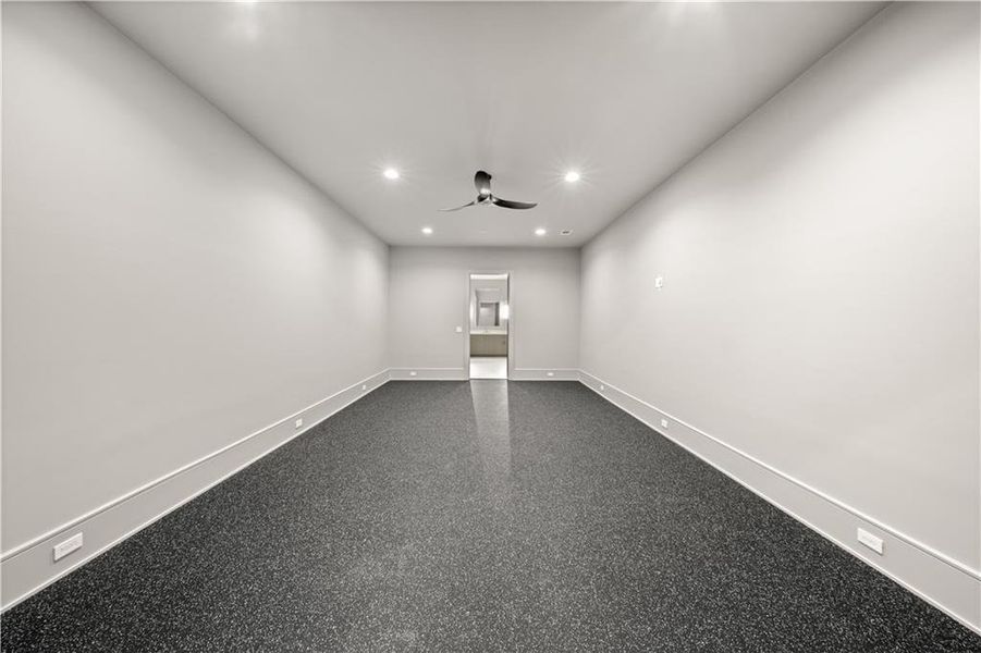 Spacious, unfurnished interior of a new home in , Sandy Springs (Image 26).