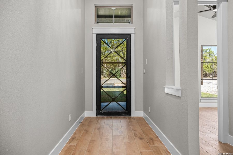 Spacious, unfurnished interior of a new home in , Spring Branch (Image 30). Spacious, unfurnished interior of a new home in , Spring Branch (Image 30).