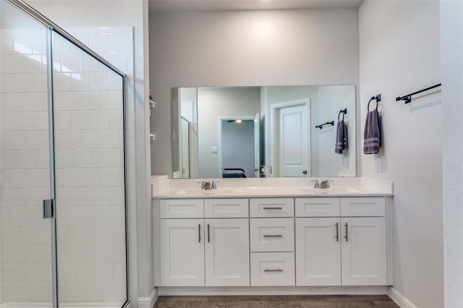 Furnished interior view inside a new home in , Fort Worth (Image 13). Furnished interior view inside a new home in , Fort Worth (Image 13).