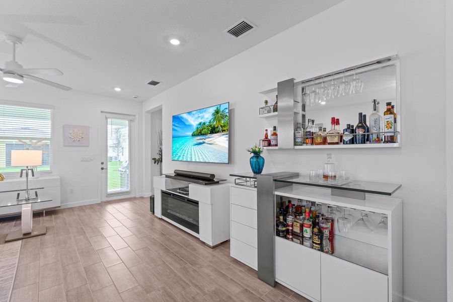 17-web-or-mls-A7404155 17-web-or-mls-A7404155