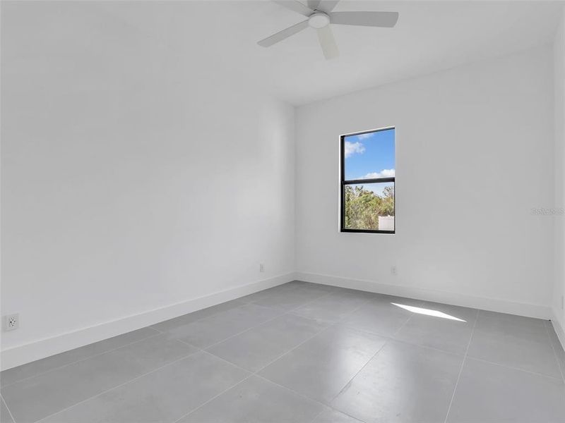 Spacious, unfurnished interior of a new home in , Port Charlotte (Image 41).