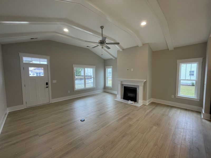 Spacious, unfurnished interior of a new home in The Sanctuary at Sunset Beach, Sunset Beach (Image 11).