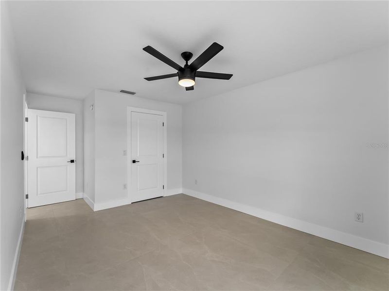 Spacious, unfurnished interior of a new home in , Port Charlotte (Image 45).