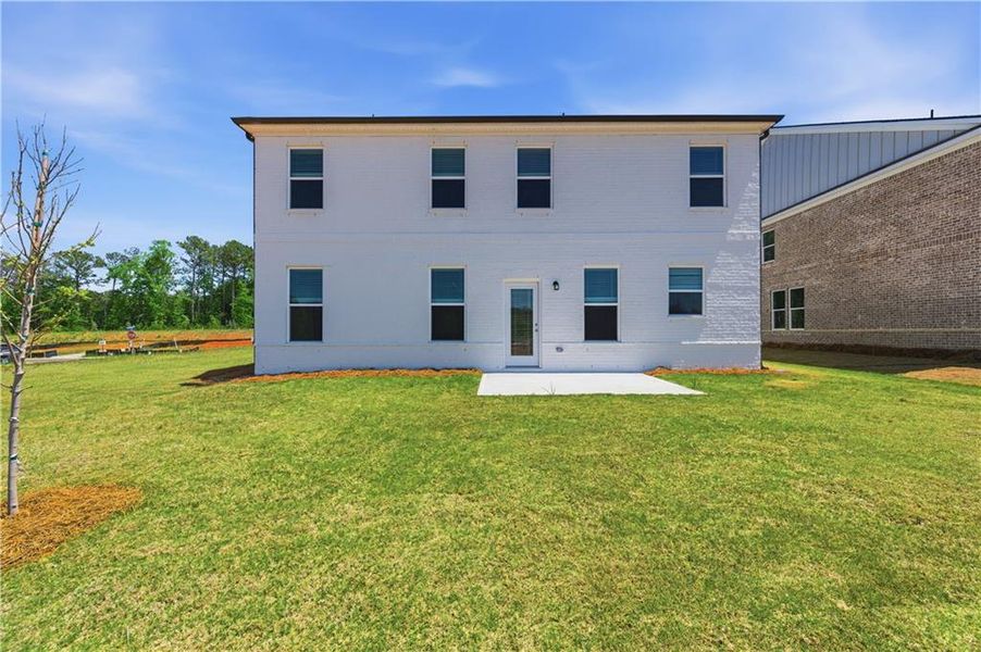 Exterior details and patio area of a home in Bowers Farm, McDonough (Image 3).