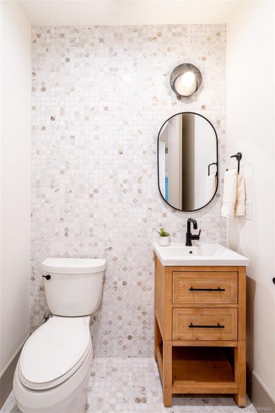 Image 38 of a home in .