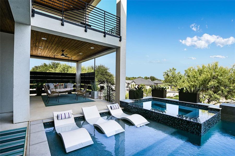 Image 33 of a home in .