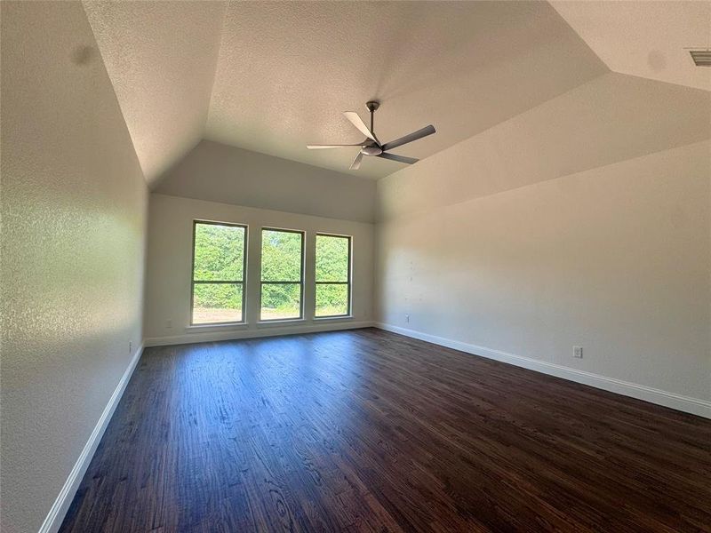 Spacious, unfurnished interior of a new home in , Weatherford (Image 28). Spacious, unfurnished interior of a new home in , Weatherford (Image 28).