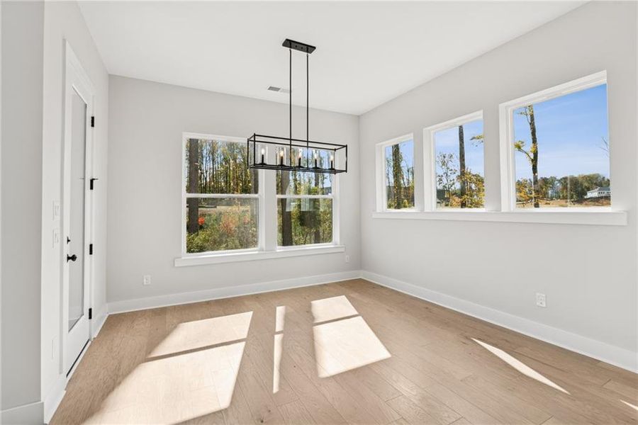 Spacious, unfurnished interior of a new home in Settingdown Farms, Cumming (Image 17).
