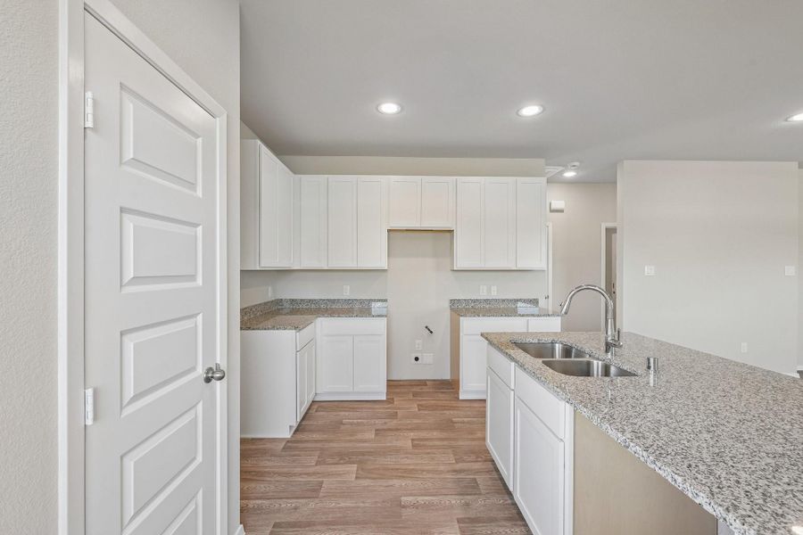Furnished interior view inside a new home in Mustang Meadows, Waller (Image 6). Furnished interior view inside a new home in Mustang Meadows, Waller (Image 6).