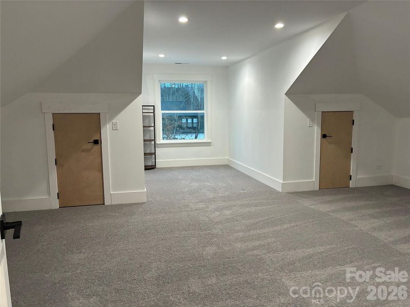 Spacious, unfurnished interior of a new home in , Lincolnton (Image 20).