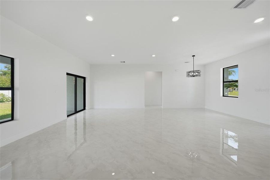 Spacious, unfurnished interior of a new home in , Englewood (Image 35).