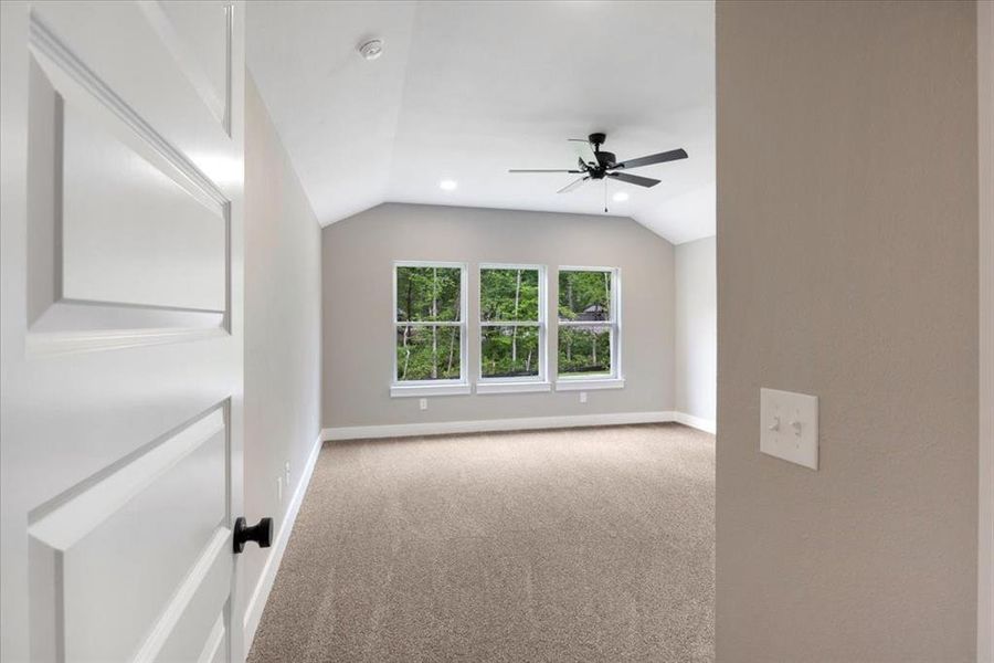 Spacious, unfurnished interior of a new home in , Lindale (Image 37).