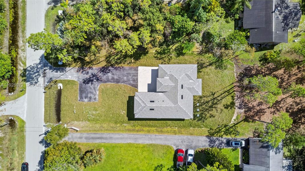 Image 30 of a home in .