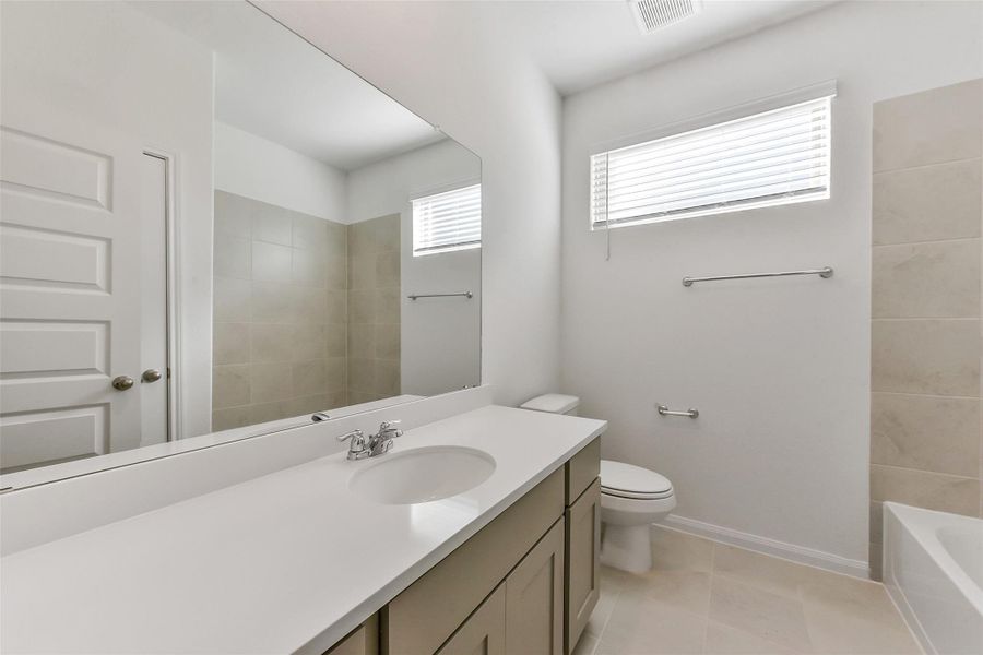 Furnished interior view inside a new home in Encino Estates, Dayton (Image 5). Furnished interior view inside a new home in Encino Estates, Dayton (Image 5).