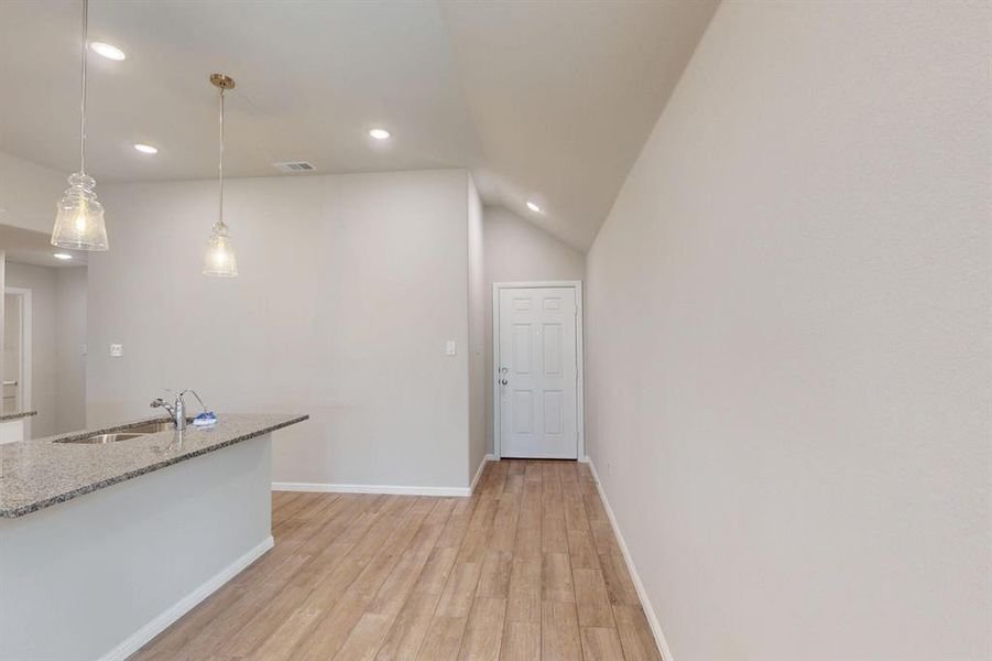 Image 34 of a home in Elevon.