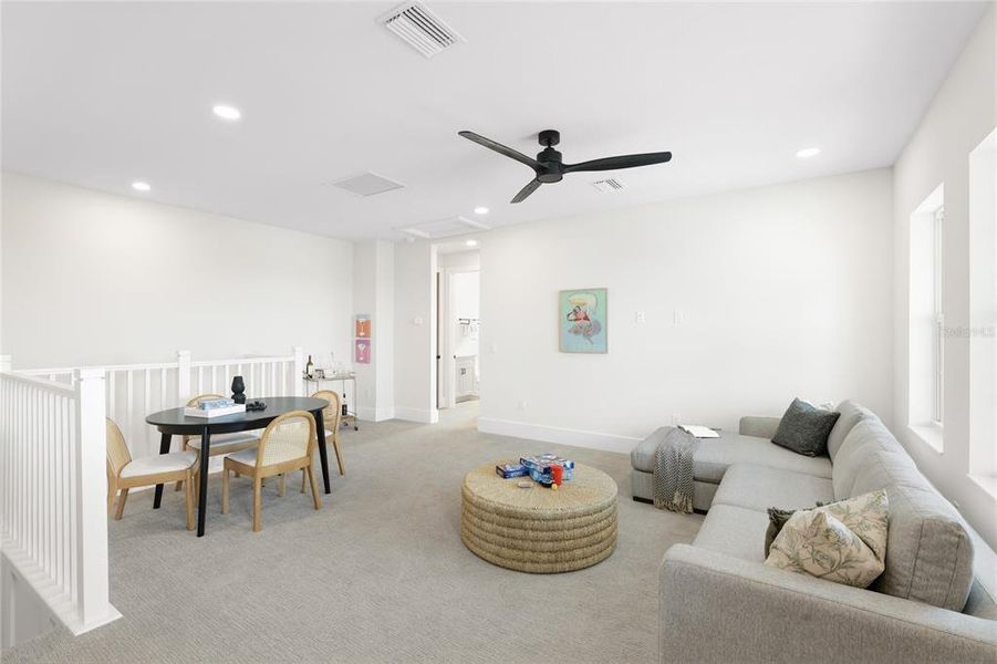 Furnished interior view inside a new home in , Sarasota (Image 46).