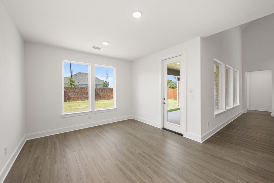 Spacious, unfurnished interior of a new home in Inspiration Collection at View at the Reserve, Mansfield (Image 17).